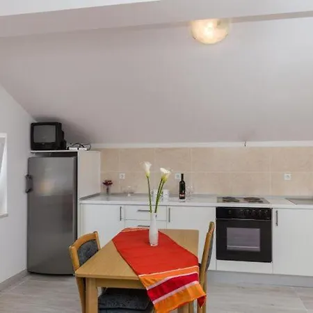 Celenca - One-bedroom - A4